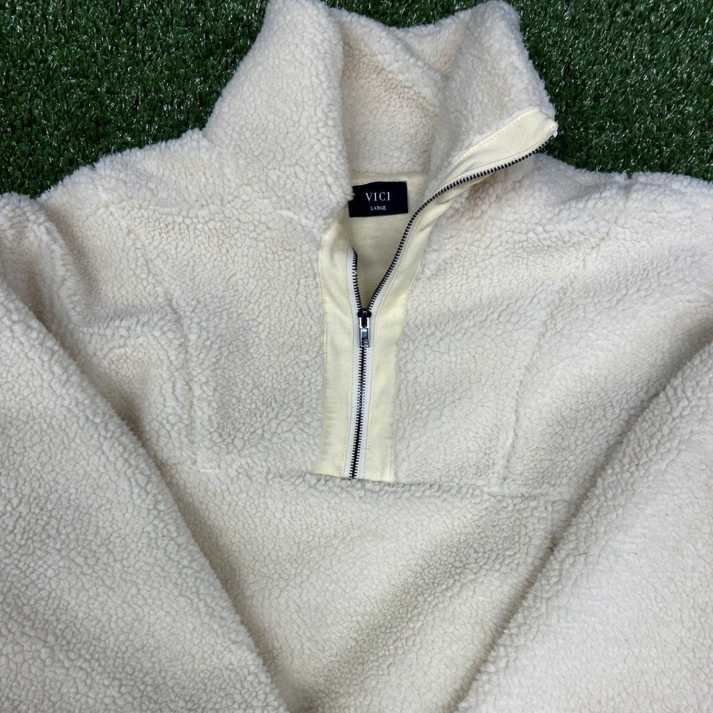 Vivi Pullover